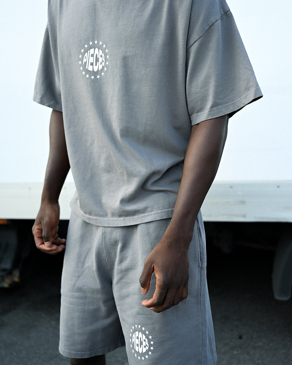 Stone-washed staple shorts - Greige